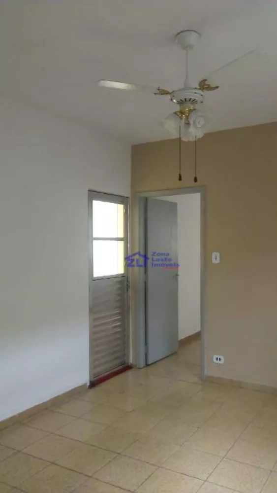 Casa à venda com 5 quartos, 200m² - Foto 4