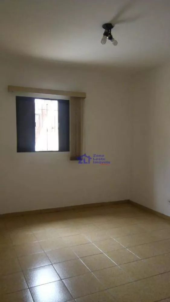 Casa à venda com 5 quartos, 200m² - Foto 3