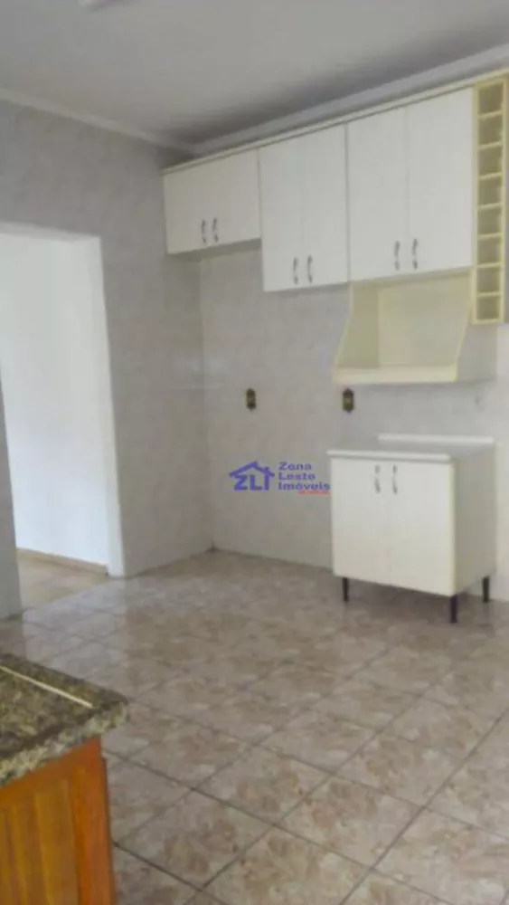 Casa à venda com 5 quartos, 200m² - Foto 10