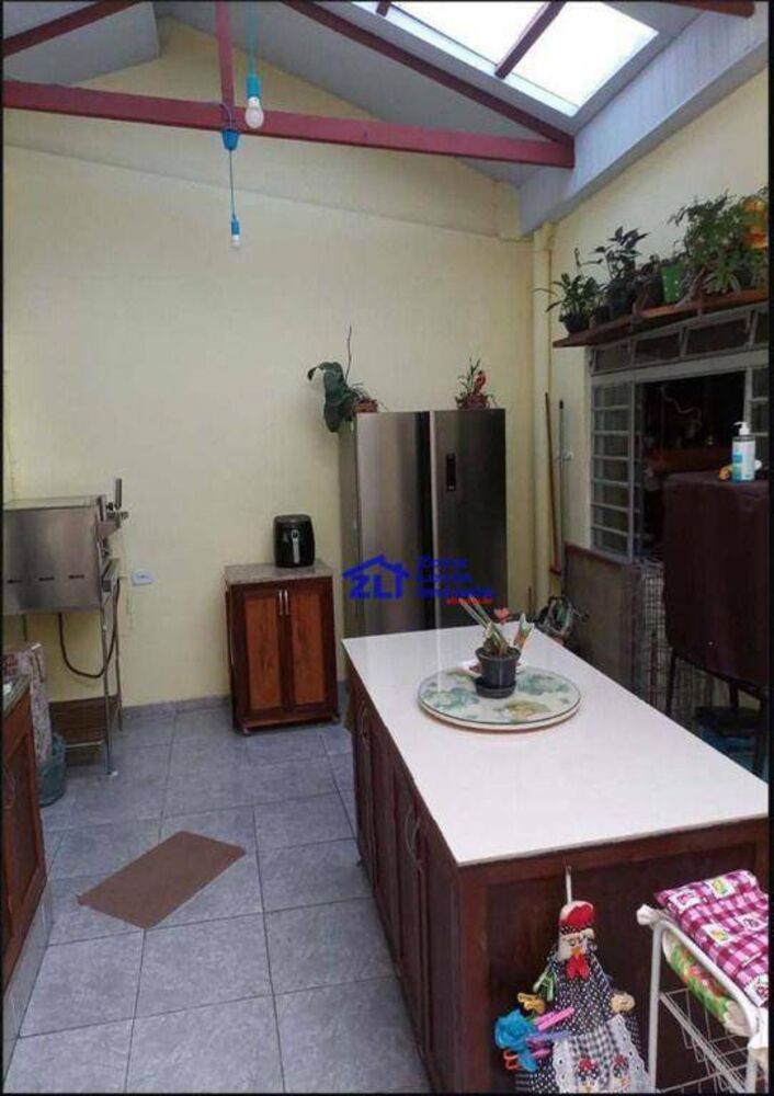 Casa, 6 quartos, 268 m² - Foto 1