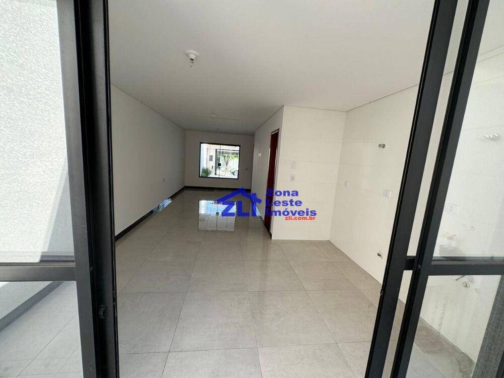 Sobrado à venda com 3 quartos, 120m² - Foto 1