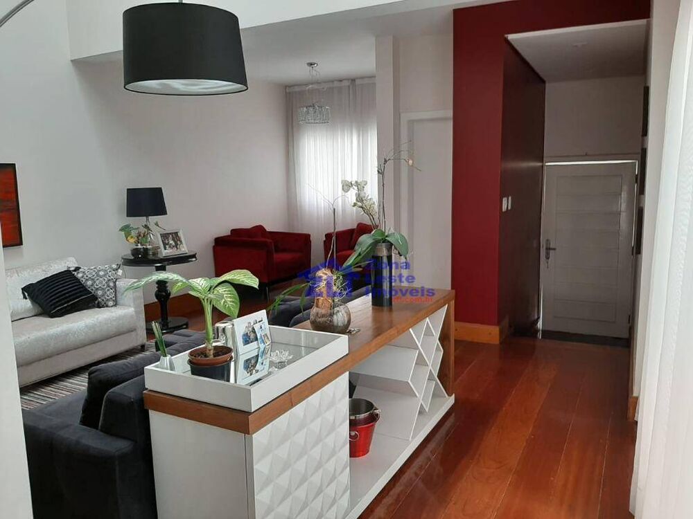 Sobrado, 3 quartos, 200 m² - Foto 1