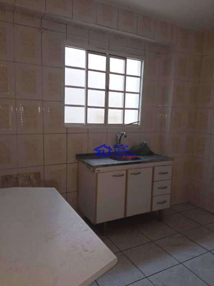 Casa à venda com 2 quartos, 100m² - Foto 10