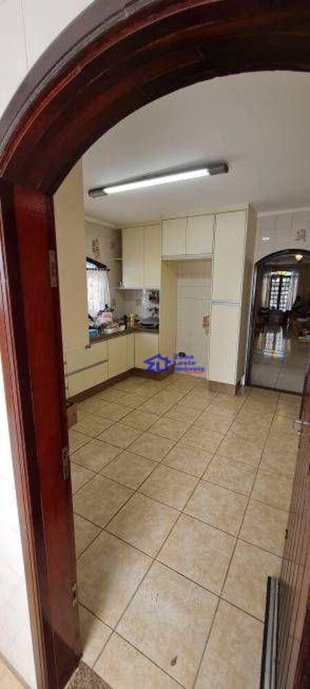 Sobrado, 4 quartos, 236 m² - Foto 3