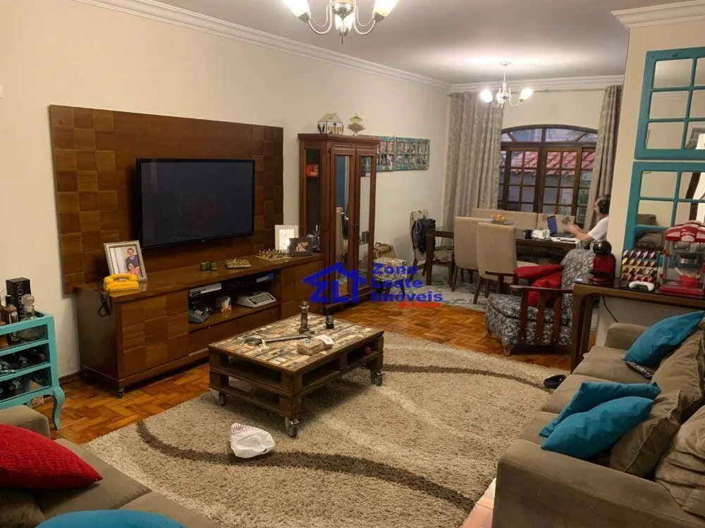 Casa, 4 quartos, 156 m² - Foto 1