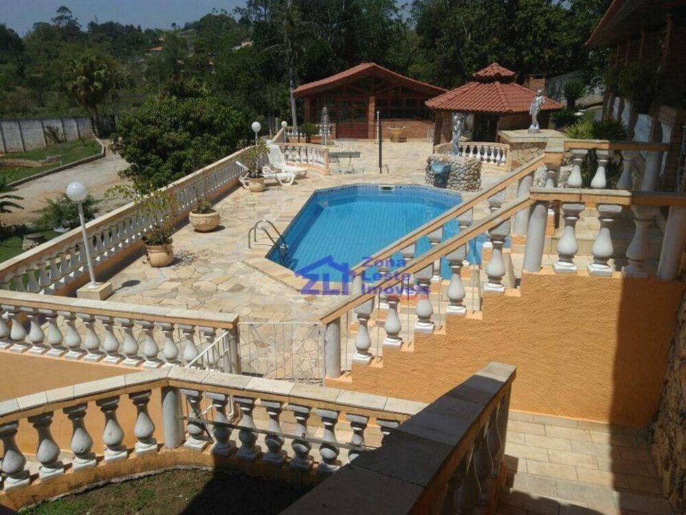 Chácara à venda com 6 quartos, 365m² - Foto 8