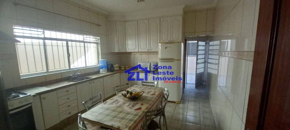 Sobrado à venda com 3 quartos, 390m² - Foto 13