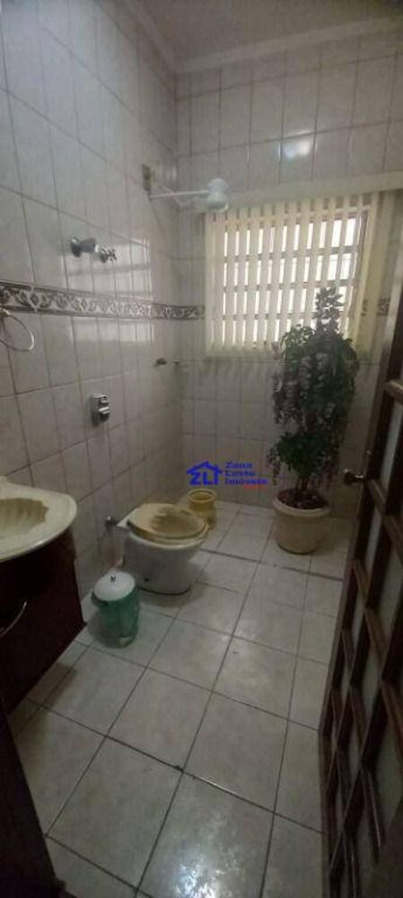 Sobrado à venda com 3 quartos, 390m² - Foto 14