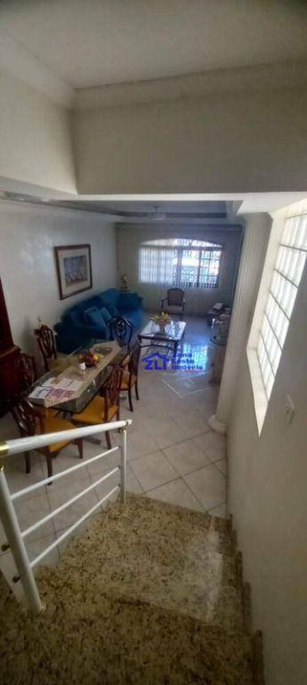 Sobrado à venda com 3 quartos, 390m² - Foto 23