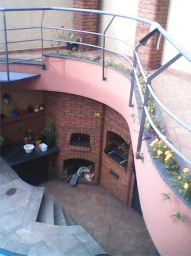 Sobrado, 2 quartos, 240 m² - Foto 1