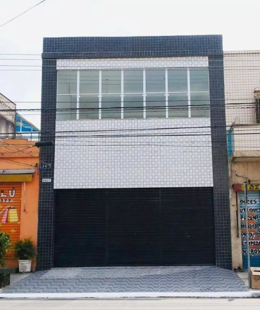 Loja-Salão, 600 m² - Foto 1