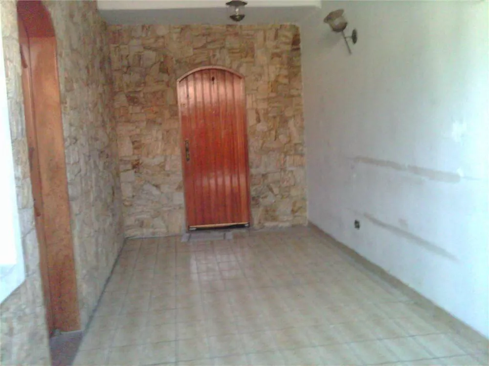 Sobrado à venda com 3 quartos, 157m² - Foto 2