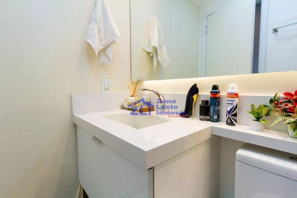 Apartamento à venda com 2 quartos, 67m² - Foto 4