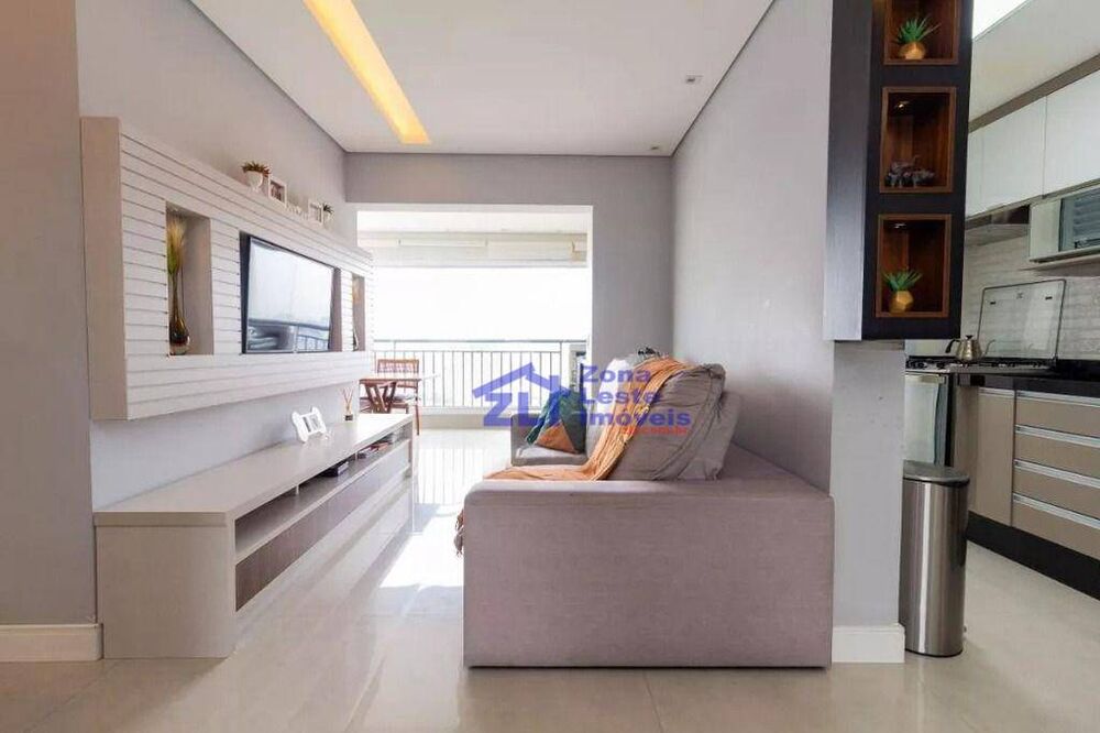 Apartamento à venda com 2 quartos, 67m² - Foto 1