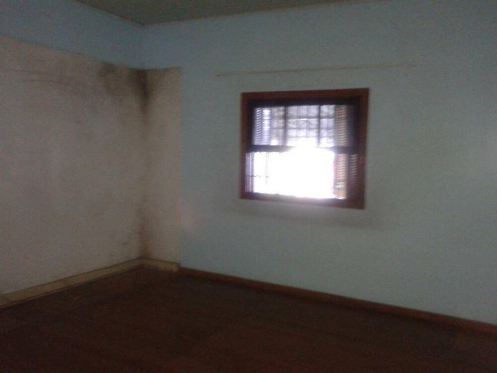 Casa à venda com 2 quartos, 180m² - Foto 6