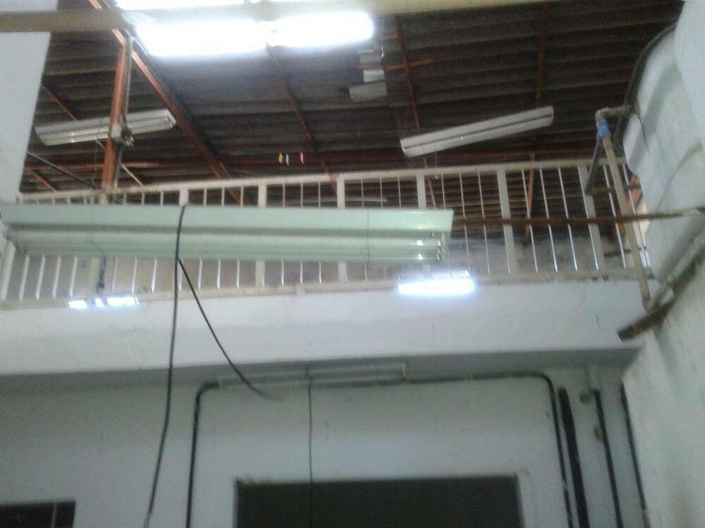 Casa à venda com 2 quartos, 180m² - Foto 17