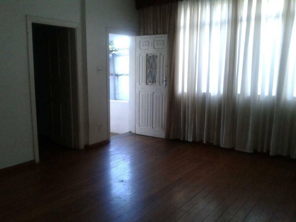 Casa à venda com 2 quartos, 180m² - Foto 5