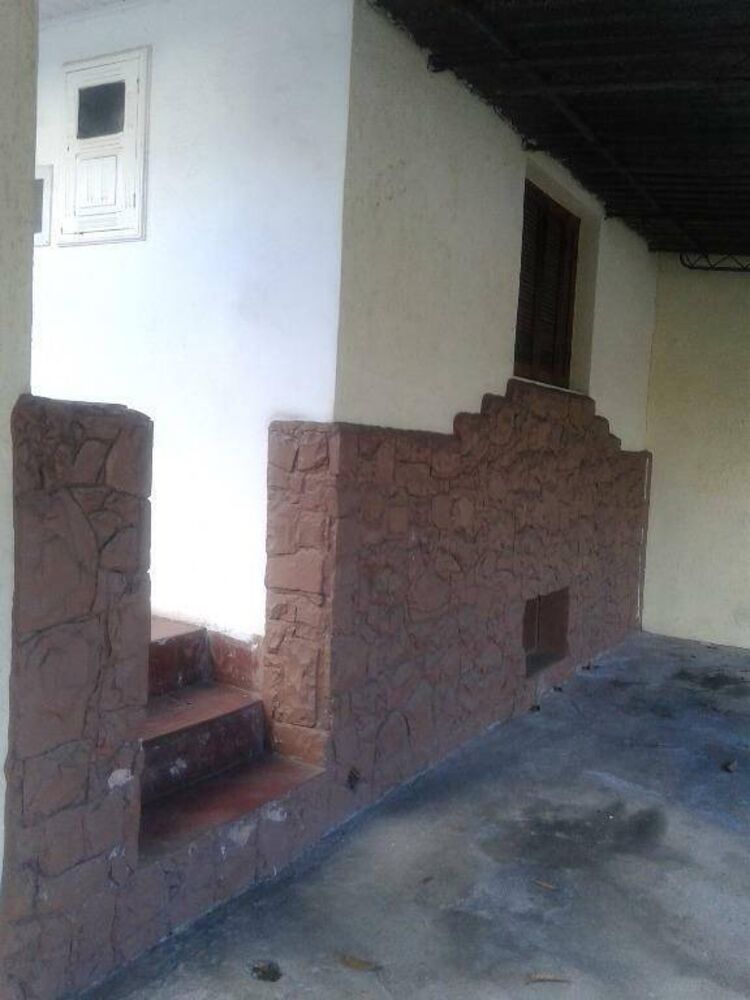 Casa à venda com 2 quartos, 180m² - Foto 2