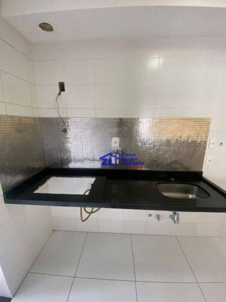 Apartamento à venda com 3 quartos, 77m² - Foto 14