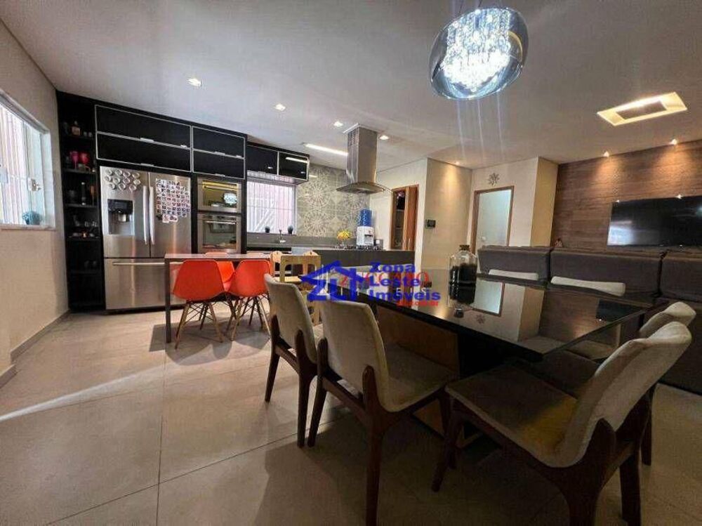 Sobrado, 3 quartos, 272 m² - Foto 4