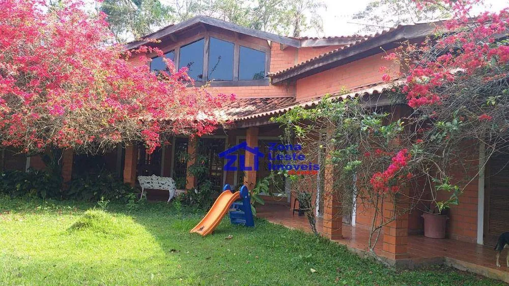 Chácara, 6 quartos, 3225 m² - Foto 1