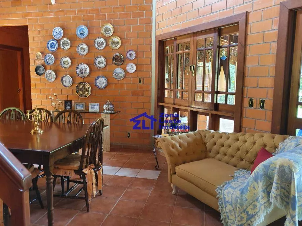 Chácara, 6 quartos, 3225 m² - Foto 4