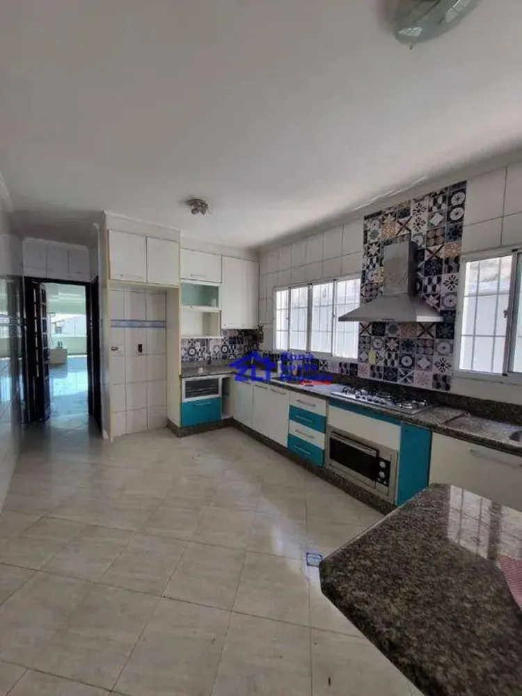 Sobrado, 3 quartos, 220 m² - Foto 1