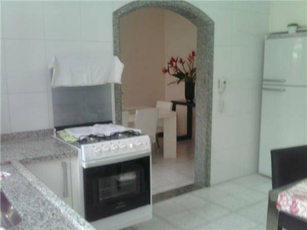 Casa, 3 quartos, 300 m² - Foto 2