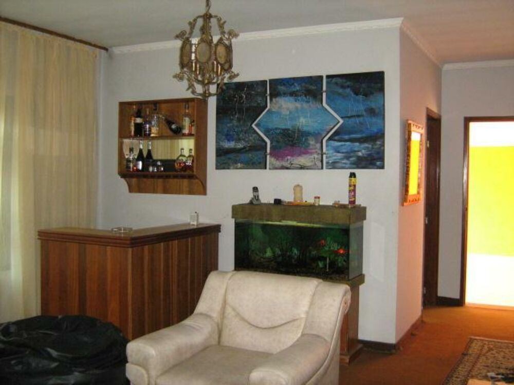 Casa à venda com 3 quartos, 250m² - Foto 4