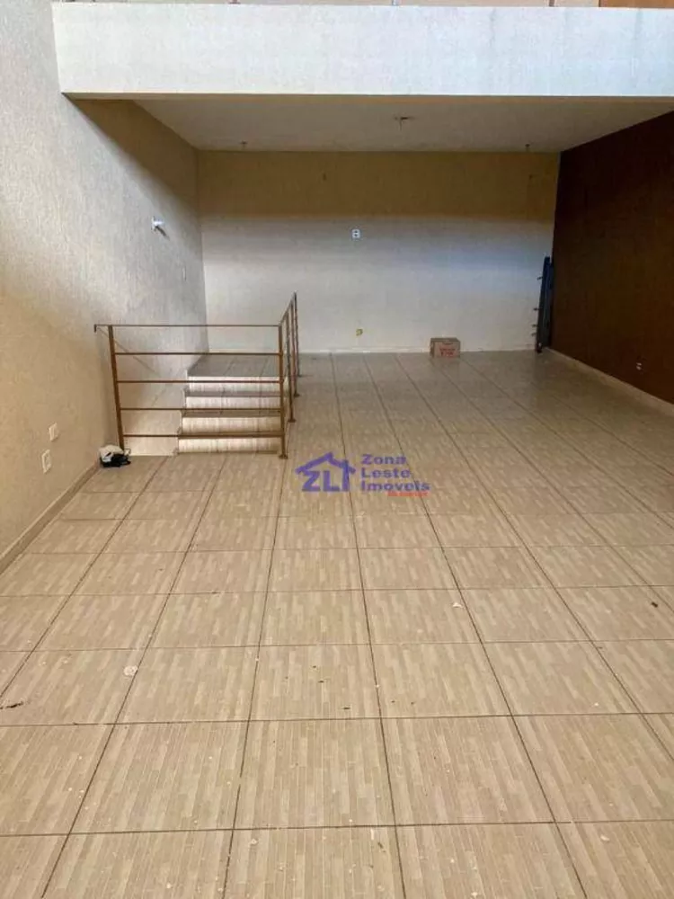 Sobrado, 3 quartos, 200 m² - Foto 1