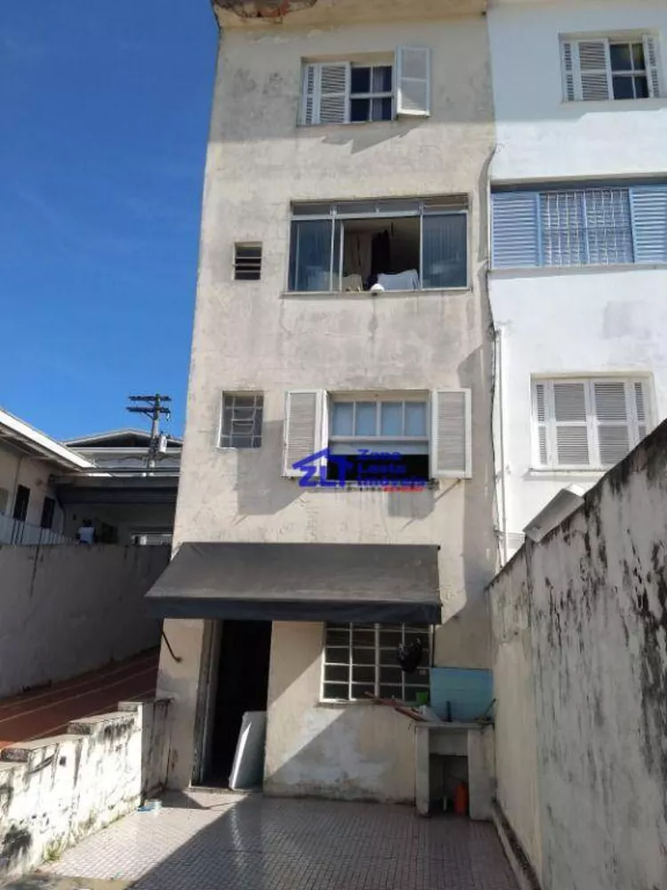 Casa de Condomínio à venda com 3 quartos, 210m² - Foto 1