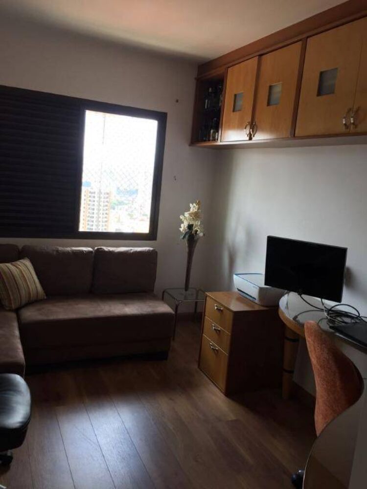 Apartamento à venda com 4 quartos, 180m² - Foto 4