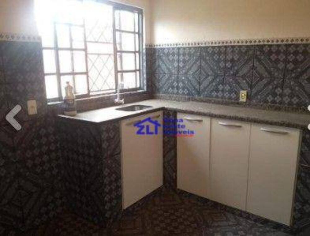 Casa, 1 quarto, 218 m² - Foto 4