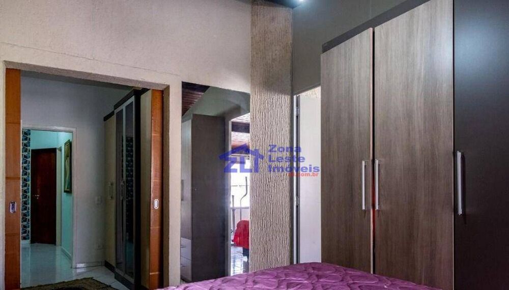 Sobrado, 4 quartos, 240 m² - Foto 1