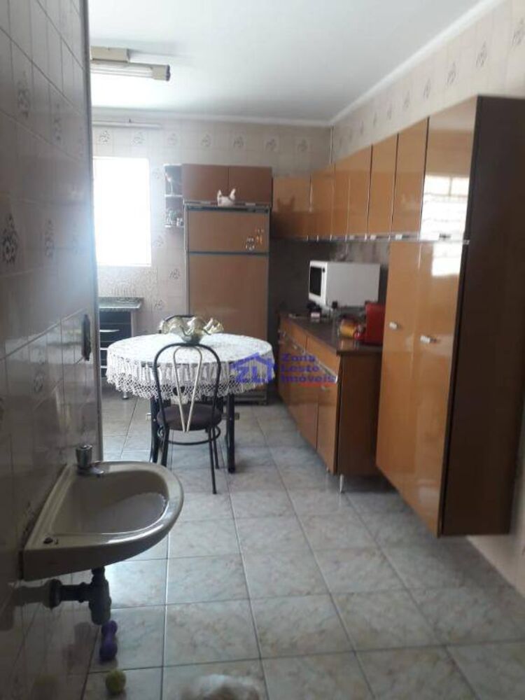 Casa, 3 quartos, 160 m² - Foto 2