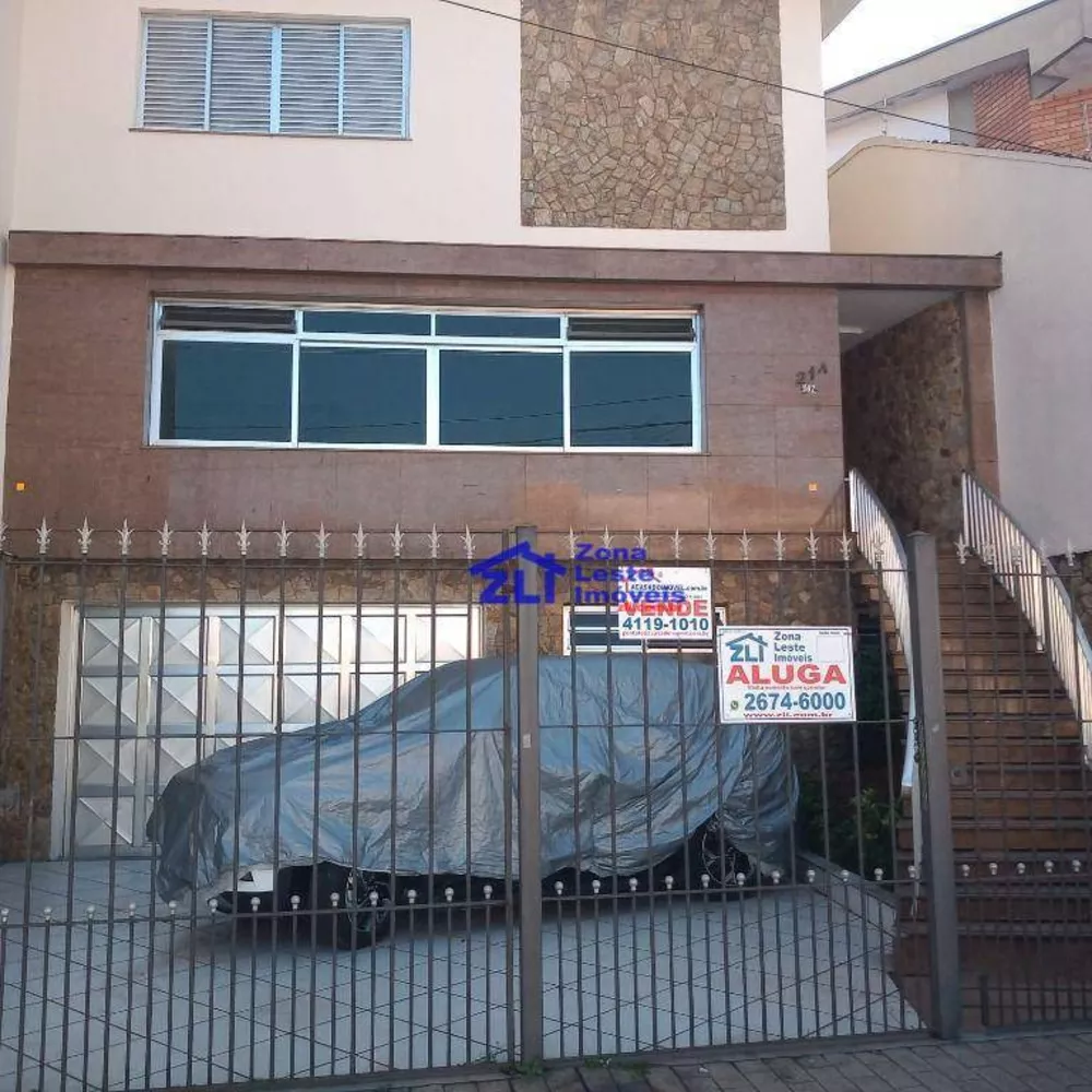 Sobrado à venda com 3 quartos, 270m² - Foto 1