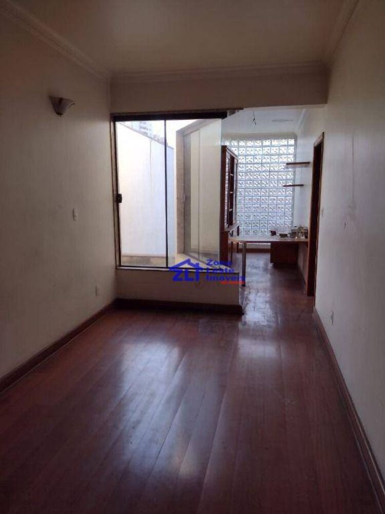 Casa à venda com 3 quartos, 750m² - Foto 6
