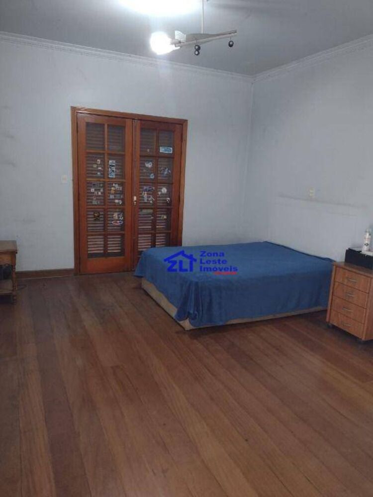 Casa à venda com 3 quartos, 750m² - Foto 7