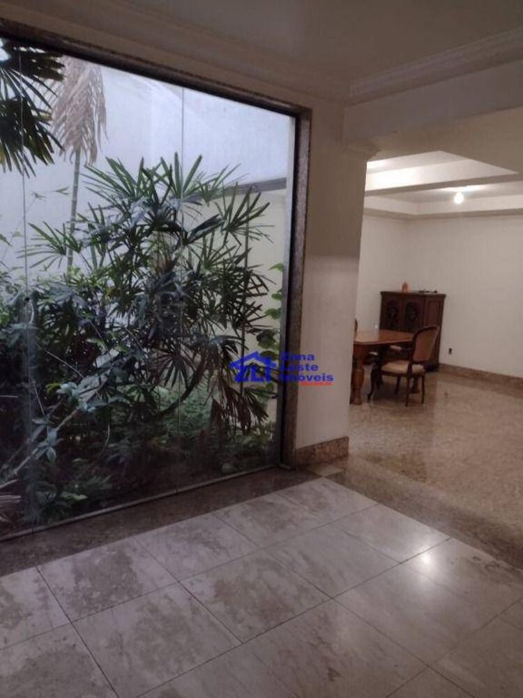 Casa à venda com 3 quartos, 750m² - Foto 3