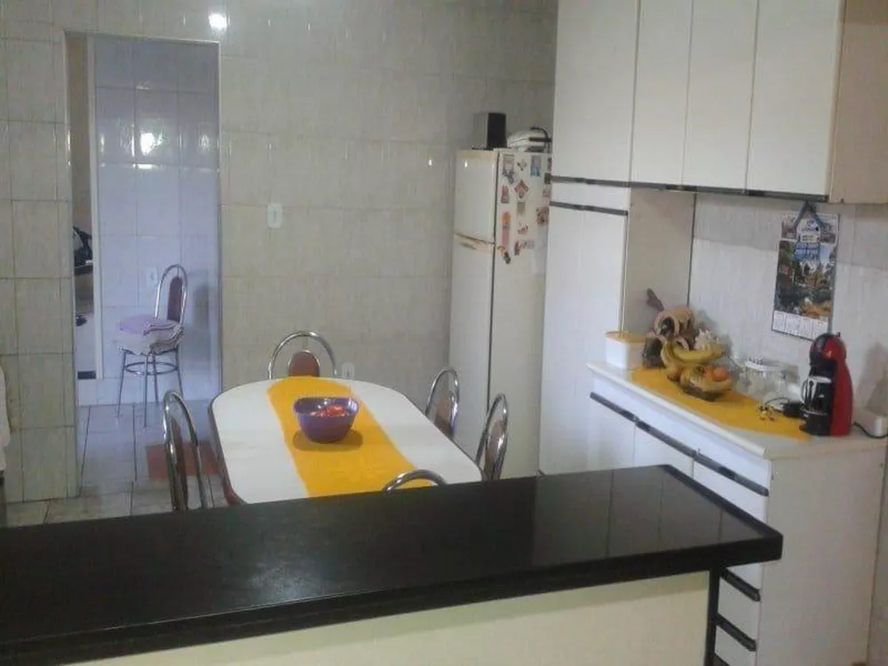 Casa, 2 quartos, 200 m² - Foto 5