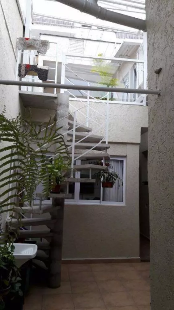 Casa à venda com 4 quartos, 208m² - Foto 22