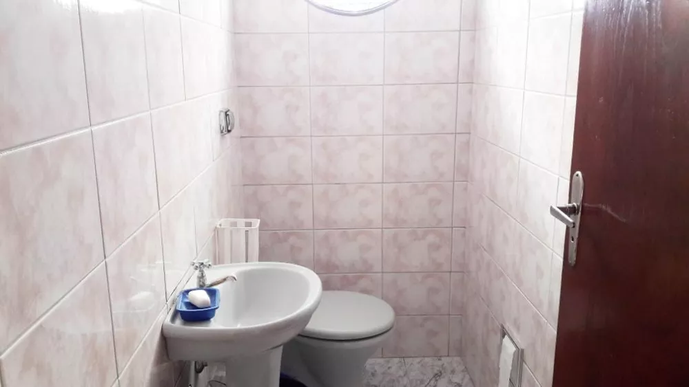 Sobrado, 3 quartos, 182 m² - Foto 1