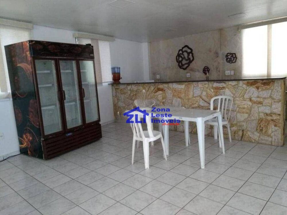 Apartamento à venda com 3 quartos, 56m² - Foto 2