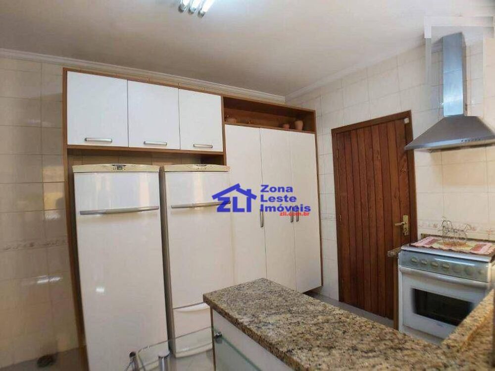 Sobrado à venda com 3 quartos, 153m² - Foto 1