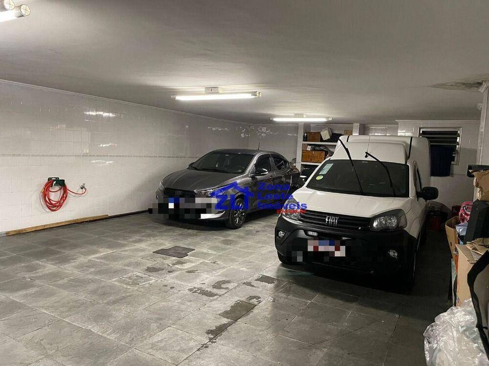 Sobrado, 4 quartos, 411 m² - Foto 1