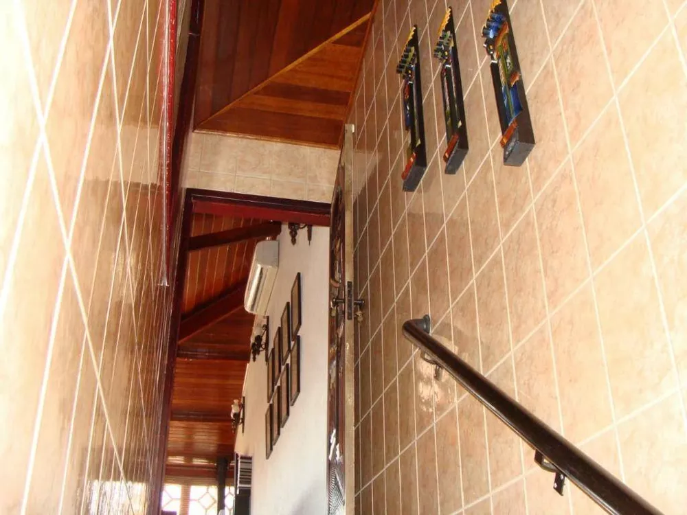 Sobrado, 3 quartos, 233 m² - Foto 1