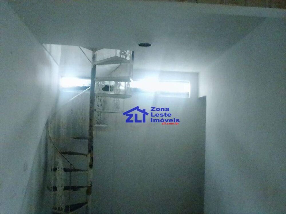 Casa para alugar com 2 quartos, 150m² - Foto 16