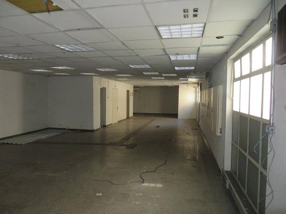 Loja-Salão, 250 m² - Foto 1