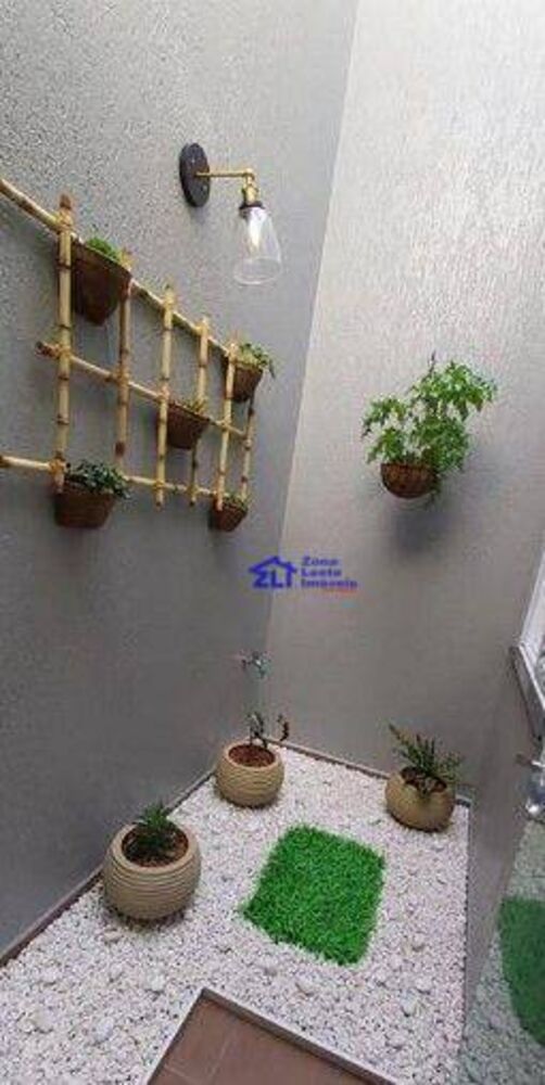 Sobrado, 3 quartos, 217 m² - Foto 1
