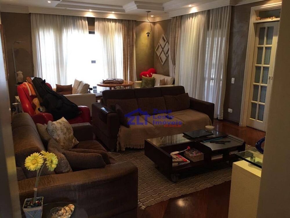 Apartamento à venda com 4 quartos, 236m² - Foto 4